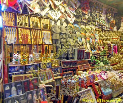 A variedade de objetos comercializados é grande