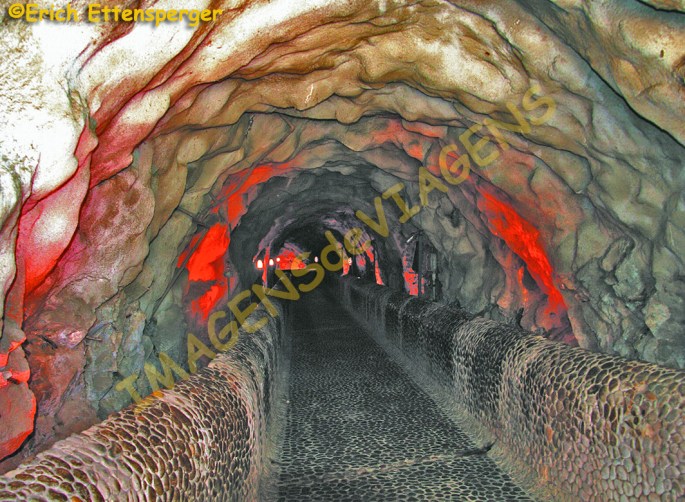 Acesso às turbinas de Paulo Afonso I/Der Zugang zu Paulo Afonso I Turbinen/Access to Paulo Afonso I turbines