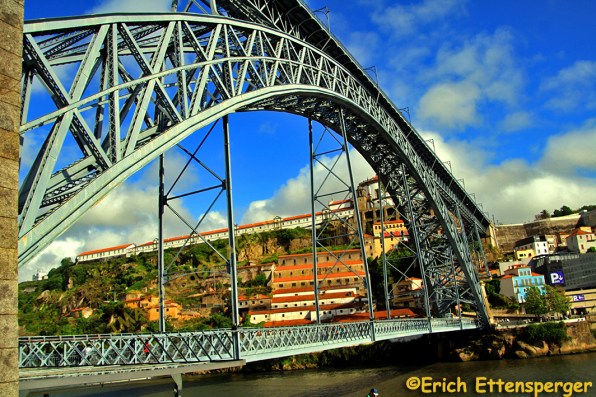 Ponte Luis I e o Mosteiro da Serra do Pilar/Brücke Luis I und das Kloster von Serra do Pilar/Bridge Luis I and the Monastery of Serra do Pilar