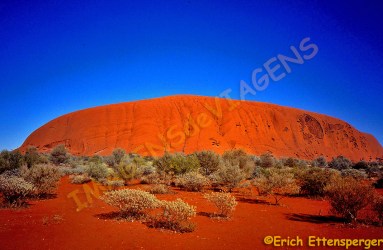 Magníficos jogos de cores em Ayers Rock / Prächtige Farbenspiele am Ayers Rock / Magnificent colors at Ayers Rock
