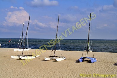 Barcos de vela na praia/klleine Segelboote am Strand/small sail boats at the beach