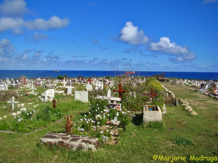 Cemitério da ilha / Friedhof auf der Insel / Cemetery on the island