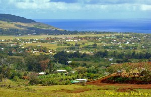 Vista de Hanga Roa / Blick aufHanga Roa / View of Hanga Roa