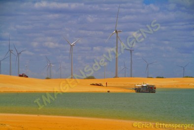 Energia eólica, dunas e rio / Windenergie, Dünen und der Fluβ / Windenergie, Dunes and the river