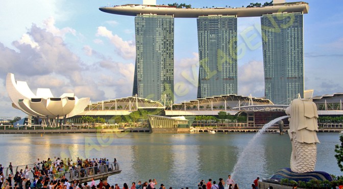 CINGAPURA, TESOURO DO SUDESTE ASIÁTICO/SINGAPUR – EIN SCHATZ SÜDOSTASIENS/SINGAPORE – A TREASURE OF SOUTH EAST ASIA