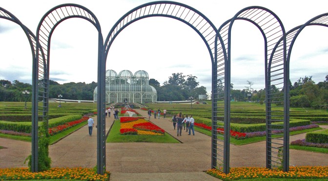 12 passeios legais para se fazer em e a partir de Curitiba/12 „coole“ Touren in und um Curitiba herum/12 “cool” tours in and around Curitiba