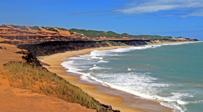 Sibaúma, a beleza das falésias solitárias/Sibaúma – Schönheit  einsamer Klippen/Sibaúma – beauty of lonely cliffs