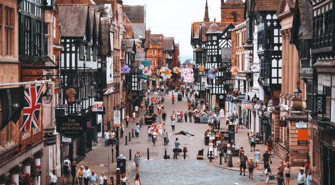 Os 10 lugares mais hospitaleiros do mundo/Die Top 10 gastfreundlichsten Orte der Welt/The top 10 most hospitable places in the world